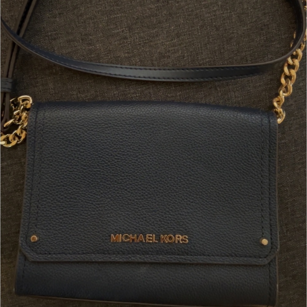 Mk cross body